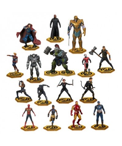 Marvel Cinematic Universe Avengers 16-Piece Figurine Play Set